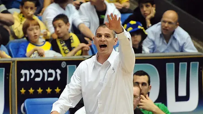 מאמן מכבי חיפה מיקי גורקה