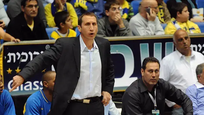 מאמן מכבי תל אביב דיוויד בלאט