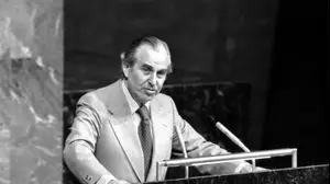 שגריר ישראל באו"ם חיים הרצוג, ניו יורק, ספטמבר 1977