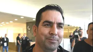 מני נפתלי בדיון בנושא תביעת הדיבה של מני נפתלי כנגד שורת מקורבי רה"מ, בית משפט השלום הרצליה, 2 בדצמבר 2019