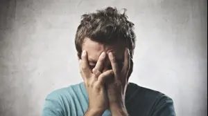 גבר בפוסט טראומה