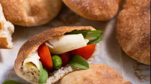 פיתות מקמח כוסמין