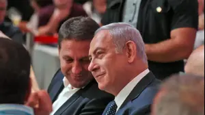 ראש הממשלה ויו"ר מרכז השלטון המקומי, חיים ביבס בטקס הרמת כוסית לשנה החדשה עם ראשי רשויות, קריית שדה התעופה, 30 באוגוסט 2018