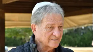 שייע פייגנבוים בהלווייתו של דרור קשטן ז"ל