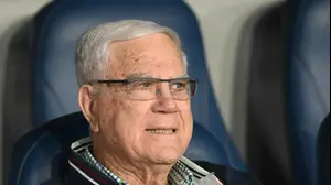 נשיא מכבי חיפה, יעקב שחר