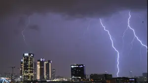 סופת ברקים בפתח תקווה, 8 באפריל 2024