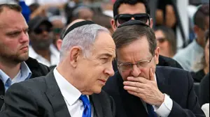 הנשיא יצחק הרצוג וראש הממשלה בנימין נתניהו  בטקס  40 שנה למבצע משה : טקס האזכרה הממלכתי לזכרם של יהודי אתיופיה שנספו בדרכם לישראל.5ביוני 2024