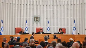 יצחק עמית, נעם סולברג, דפנה ברק ארז, דיון בג"ץ על פיטורי ראש השב"כ רונן בר, ביהמ"ש העליון, 8 במרץ 2025