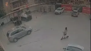 שני אירועי שוד על ידי רוכב קורקינט רעול פנים.ברשותו נתפסו שרשראות זהב ששדד, יפו. 22 באוקטובר 2025
