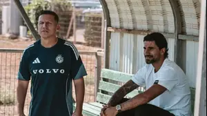 ברק בכר לצד ליאור רפאלוב, אימון מכבי חיפה