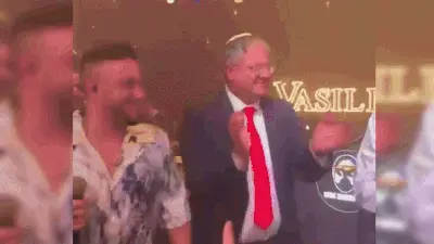 השר איתמר בן גביר חוגג ביום ההולדת של קובי פרץ
