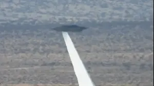 צילומים חושפים מטוס מסתורי