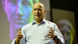 נפתלי בנט, כנס "חינוך מחדש", המרכז האקדמי לוינסקי־וינגייט, 27 באוקטובר 2025