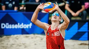 סטיבן ואן דה ולדה, שחקן כדורעף חופים הולנדי שהורשע באונס קטינה