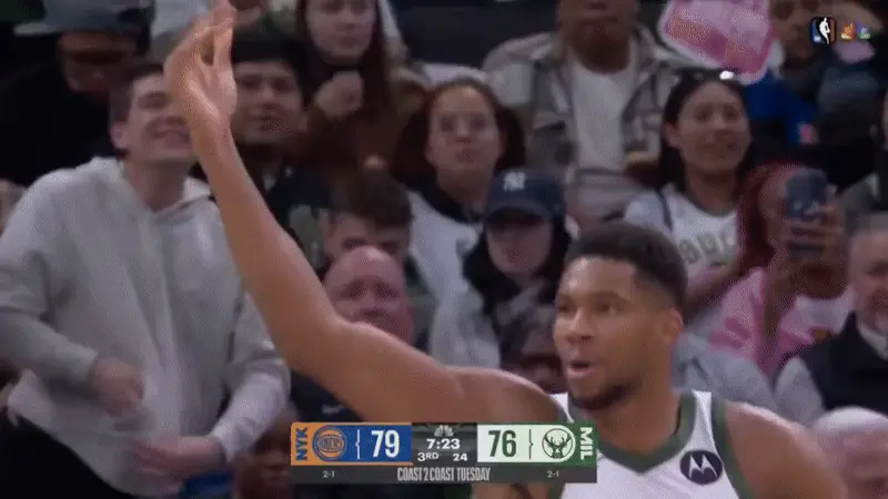 יאניס אנטטוקומפו, מילווקי באקס