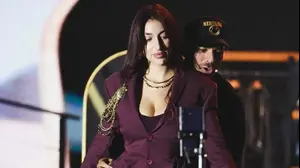 מאי ערב בתצוגה של איתי בצלאלי בשבוע האופנה תל אביב 2025