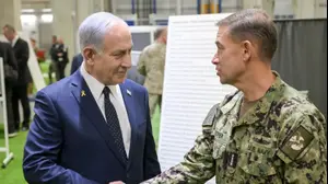 ראש הממשלה נתניהו בביקור במרכז לתיאום צבאי-אזרחי בקריית גת, 29 באוקטובר 2025