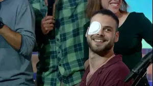 אלון אהל מתארח ב"ארץ נהדרת"