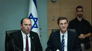 בועז ביסמוט, שמחה רוטמן, דיון ועדת החוקה וועדת החוץ והביטחון  ב״מניעת ניגודי העניינים בחקירת הפצ”רית, 5 בנובמבר 2025