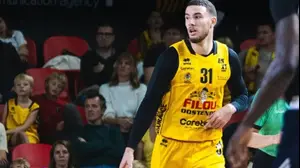 נועם יעקב שחקן אוסטנד