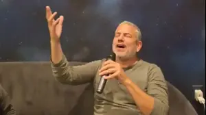 ינון מגל שר קריוקי