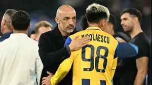 ז'ארקו לאזטיץ', יון ניקולאסקו