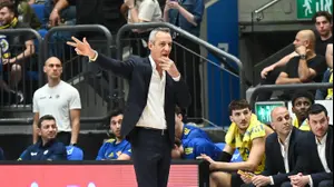 מאמן מכבי תל אביב עודד קטש