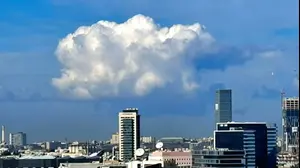 עננים בשמי גוש דן, 2 בדצמבר 2025