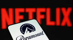 פרמאונט רוצה לרכוש את WB