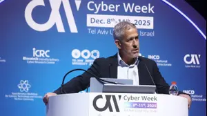 רונן בר בכנס מערך הסייבר וכנס מערך הבינה המלאכותית של אוניברסיטת ת""א באולם סמולרש