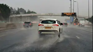 גשם, נתיבי איילון, 11 בדצמבר 2025