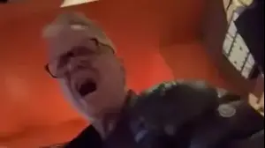 גילוי אנטישמיות, במסעדה במנהטן, ניו יורק