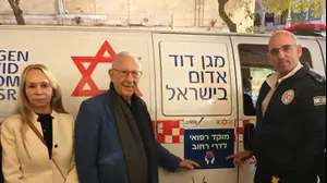 ניידת מד״א ייעודית שתשמש את הסיורים הרפואיים של עיריית ירושלים ומד''א למען דרי הרחוב