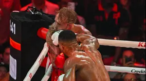 הקרב בין ג'ייק פול לאנתוני ג'ושוע