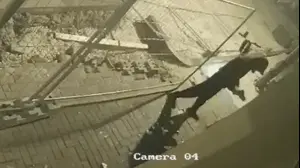 חשוד השחית תשמישי קדושה מחוץ לבית כנסת בגבעתיים