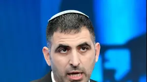 שר התקשורת שלמה קרעי בראיון ל"תיקטוק" 29.12.2025