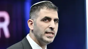 שר התקשורת שלמה קרעי בראיון ל"תיקטוק" 29.12.2025
