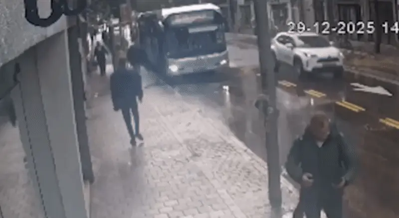 קריסת מרפסת בתל אביב