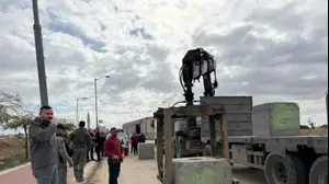 הצבת בטונדות במסגרת מבצע של המשטרה, תראבין, 30 בדצמבר 2025