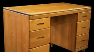 פריטי אפל שנמכרים בבית המכירות RR Auction