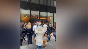 מפגן תמיכה במאפייה הישראלית בניו יורק breads bakery