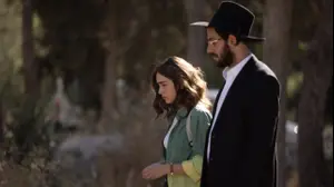 משי קליינשטיין, אורי אלבי, "חשבונות שמיים" של אסתי ביטון שושן