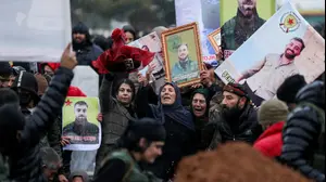 הלוויית לוחמים כורדים שנהרגו בעימותים עם צבא סוריה, בקמישלי, סוריה, 28 בינואר 2026