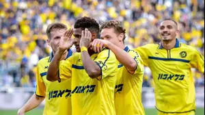 שחקני מכבי תל אביב, הליו וארלה, איתמר נוי, אמיר סהיטי