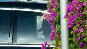 הנשיא טראמפ יוצא ממאר-א-לאגו, פלורידה, ארה"ב, 8 בפברואר 2026