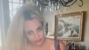 אופס: בריטני ספירס חושפת קצת יותר מדי