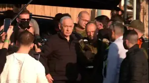 רה"מ בנימין נתניהו מסייר בזירת אירוע הנפילה, בית שמש, 2 במרץ 2026