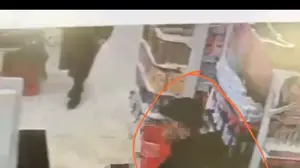 הנאשמים בגניבה בחדרה בשעת מעשה