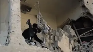 חרדים בדירות שנפגעו בערד