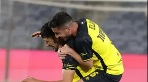 שחקני בית"ר ירושלים חוגגים מול טבריה